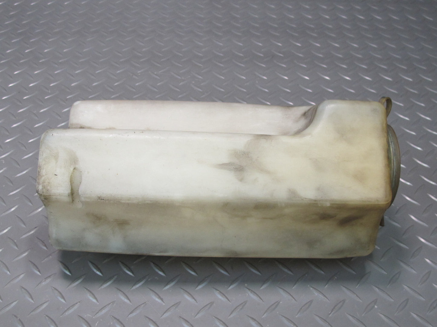 75-85 Mercedes W123 300D Windshield Washer Fluid Reservoir Tank w Pump OEM