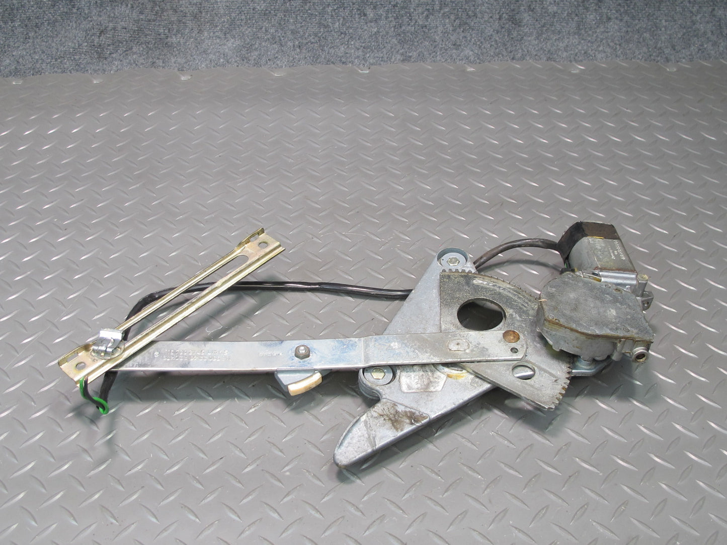 75-85 Mercedes W123 300D Sedan Rear Left Door Window Regulator w Motor OEM