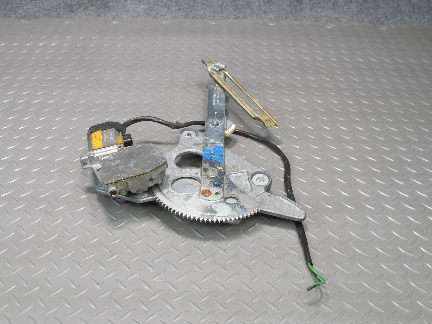 75-85 Mercedes W123 300D Sedan Rear Right Door Window Regulator w Motor OEM