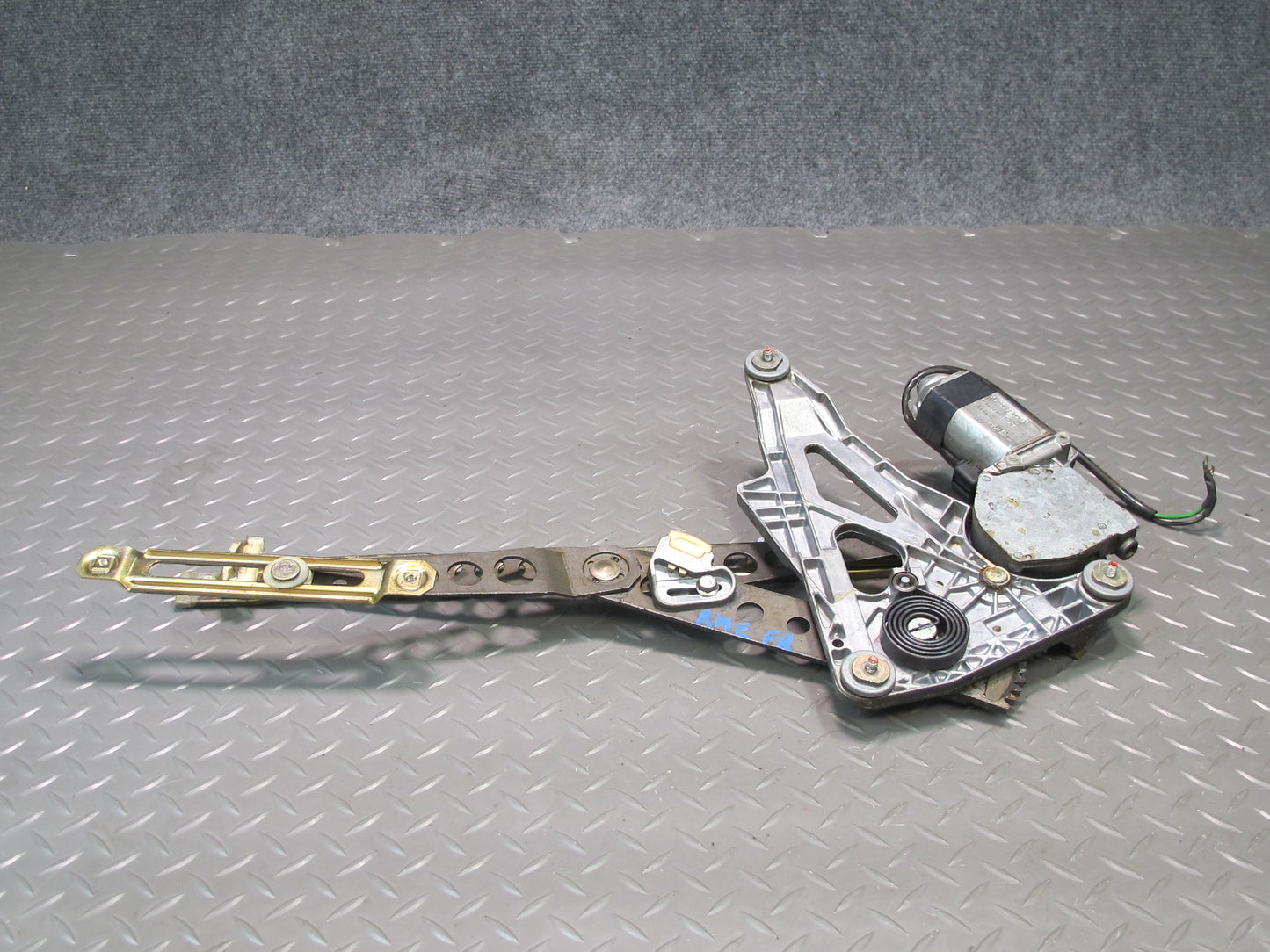 77-85 Mercedes W123 300D Front Right Door Window Regulator w Motor OEM