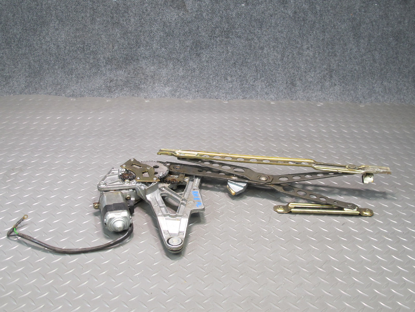 77-85 Mercedes W123 300D Front Left Door Window Regulator w Motor OEM