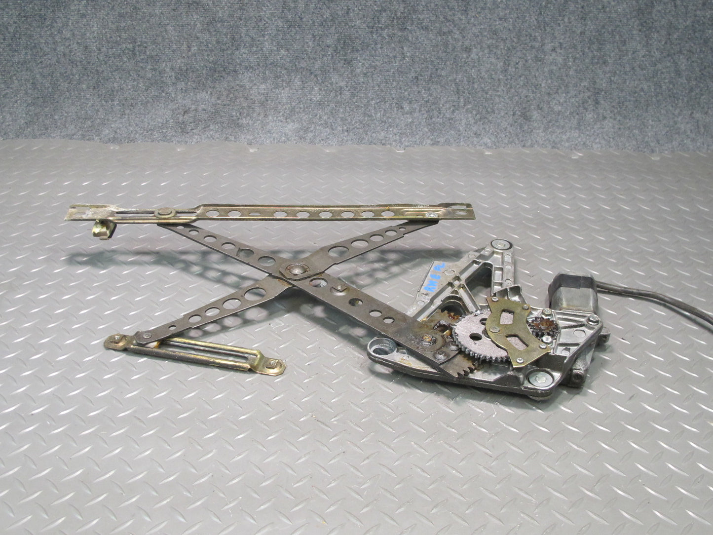77-85 Mercedes W123 300D Front Left Door Window Regulator w Motor OEM