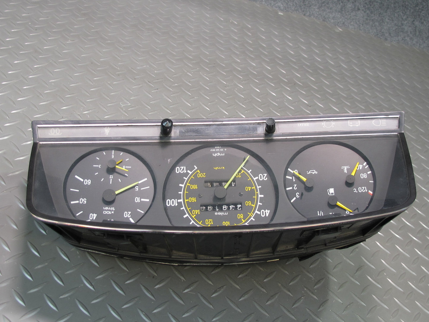 1984 Mercedes W123 300D Diesel A/T Instrument Cluster Gauge Speedometer OEM