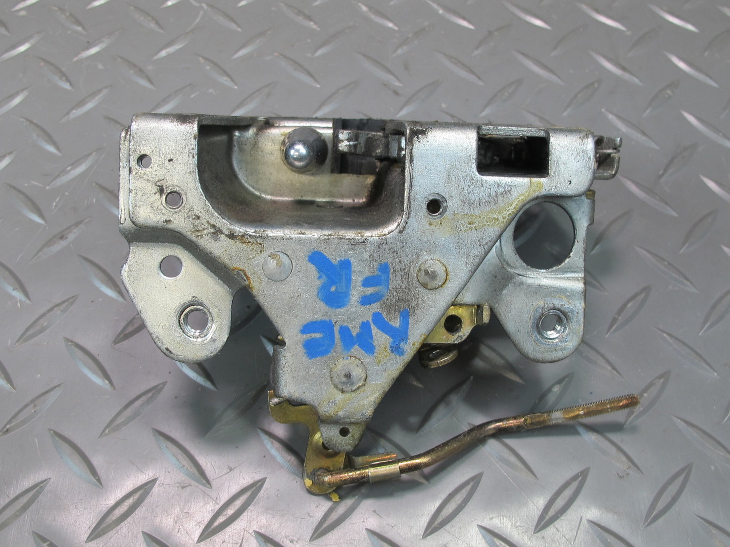 75-85 Mercedes W123 300D Front Right Door Lock Latch OEM