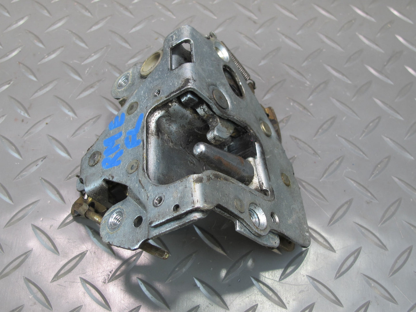 75-85 Mercedes W123 300D Front Left Door Lock Latch OEM