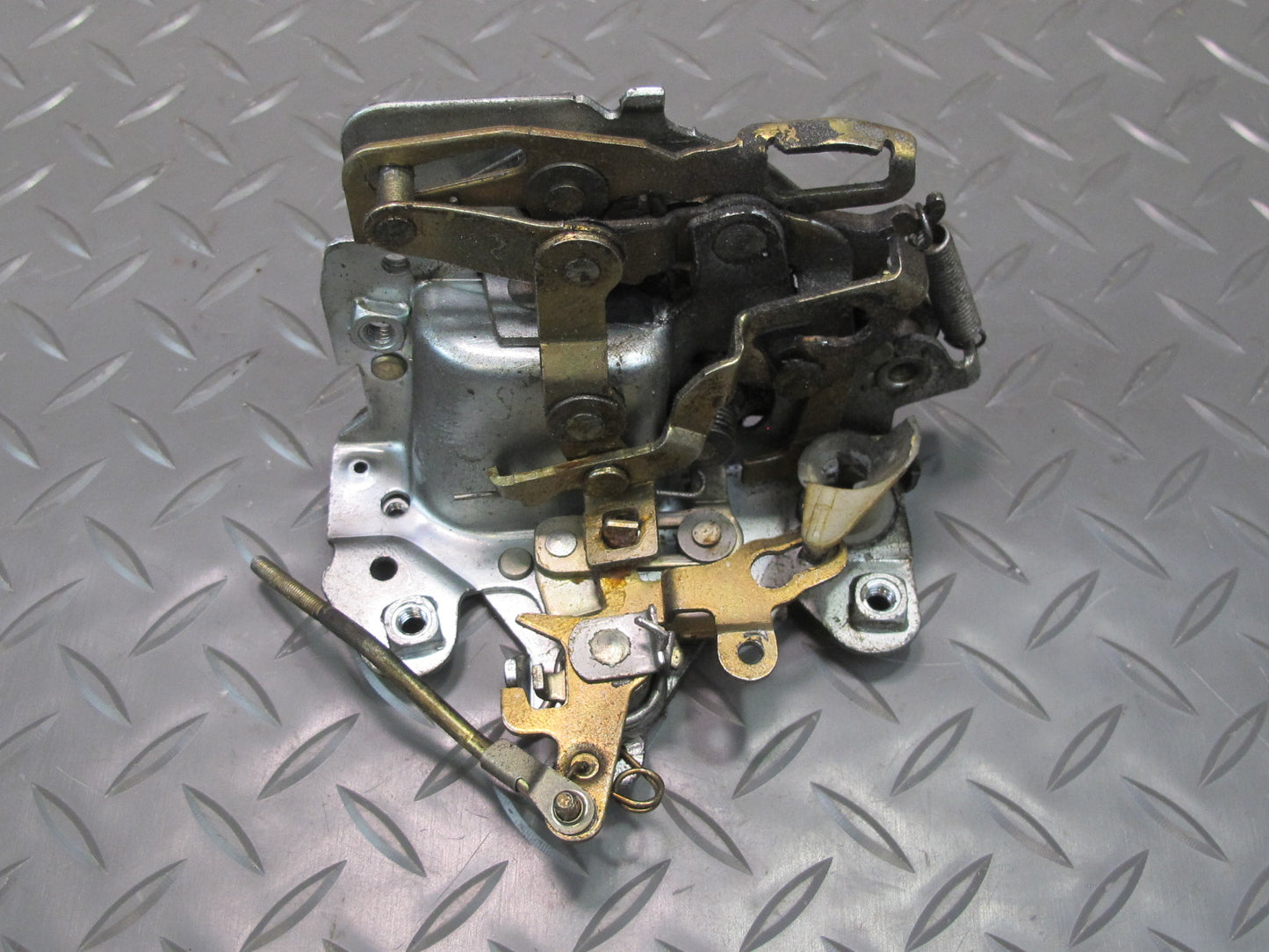 75-85 Mercedes W123 300D Front Left Door Lock Latch OEM