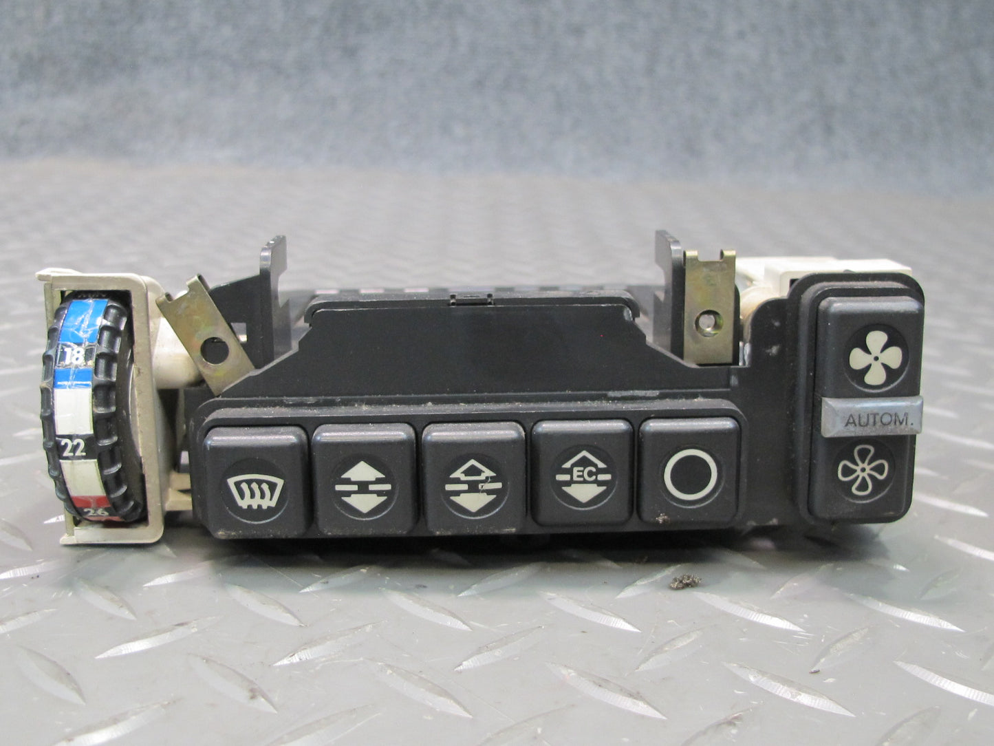 81-85 Mercedes W123 300D A/C Heater Climate Control Switch Panel 1238301285 OEM