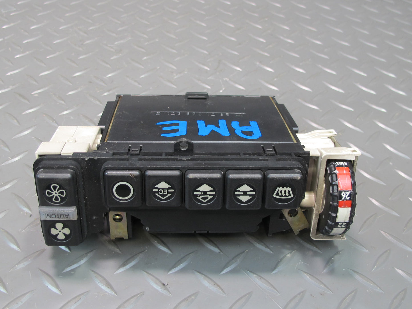 81-85 Mercedes W123 300D A/C Heater Climate Control Switch Panel 1238301285 OEM