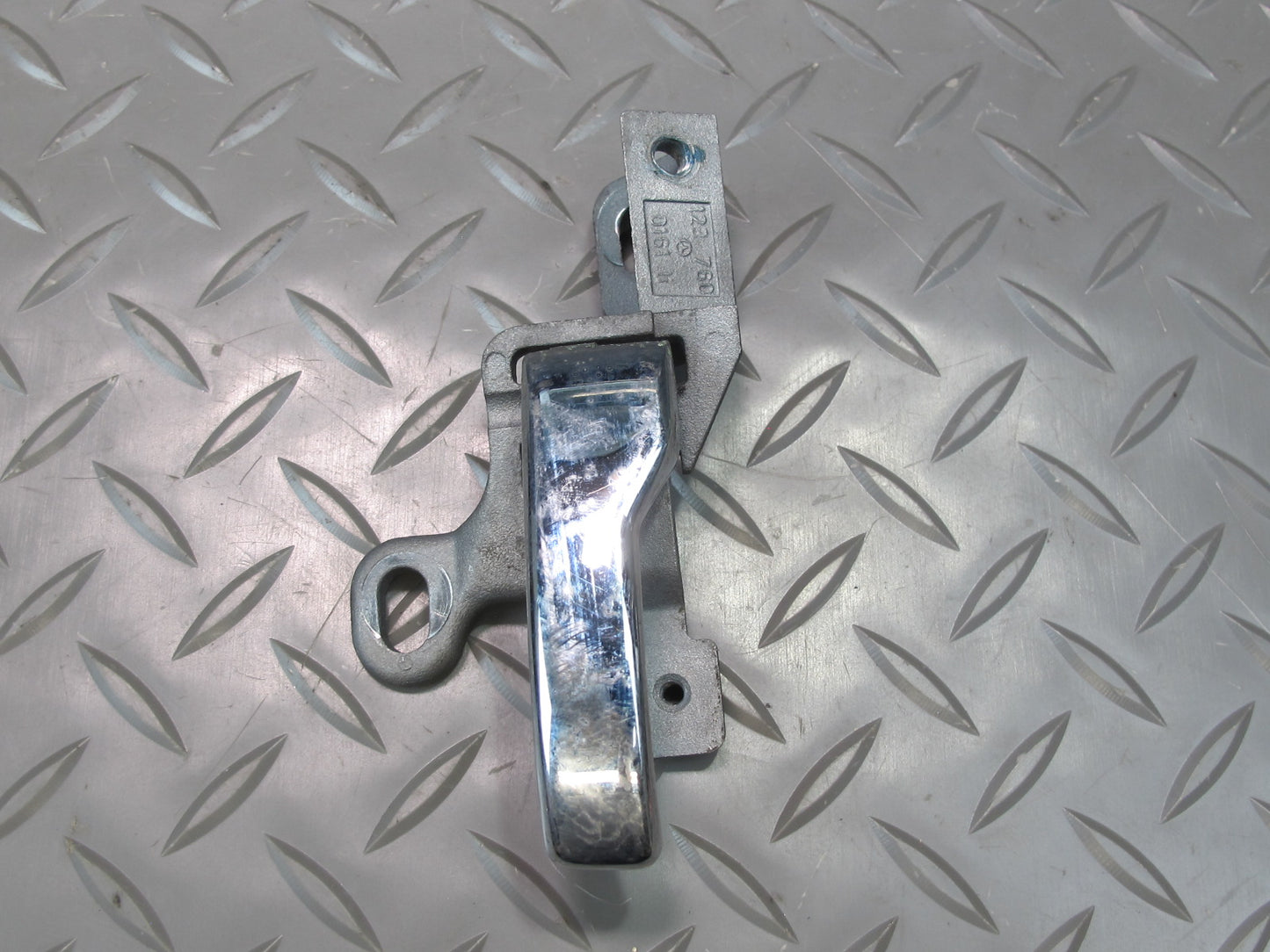 75-85 Mercedes W123 300D Rear Left Door Interior Handle 1237600161 OEM