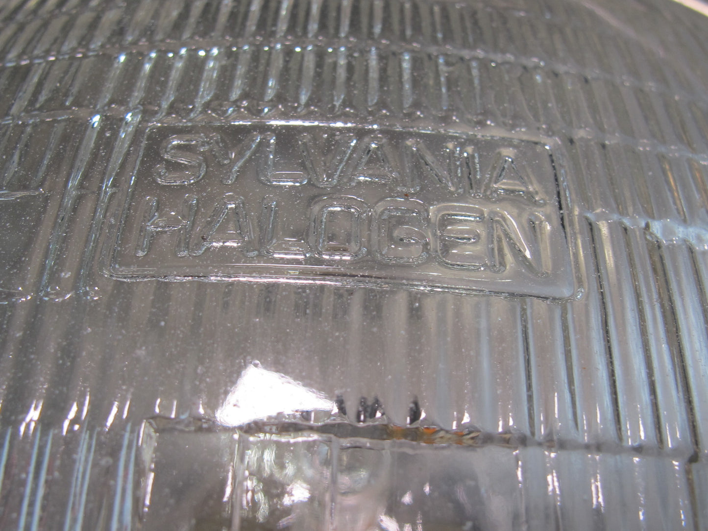 79-85 Mercedes W123 300D Front Right Halogen Headlight Lamp w Trim OEM