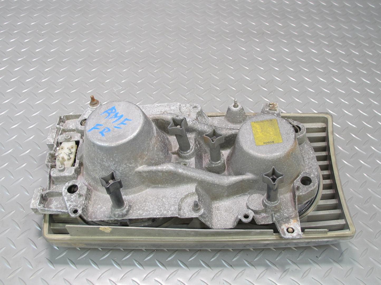 79-85 Mercedes W123 300D Front Right Halogen Headlight Lamp w Trim OEM