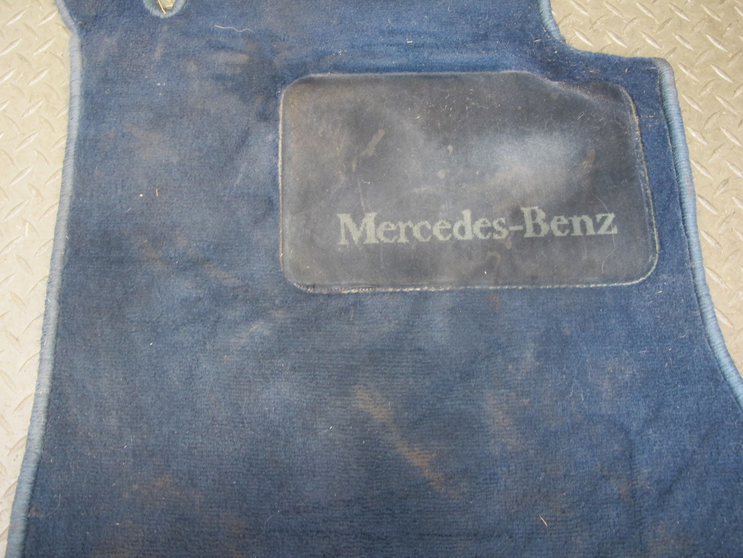 84-85 Mercedes W123 300D Sedan Front & Rear Carpet Floor MAT Cover Blue Set OEM