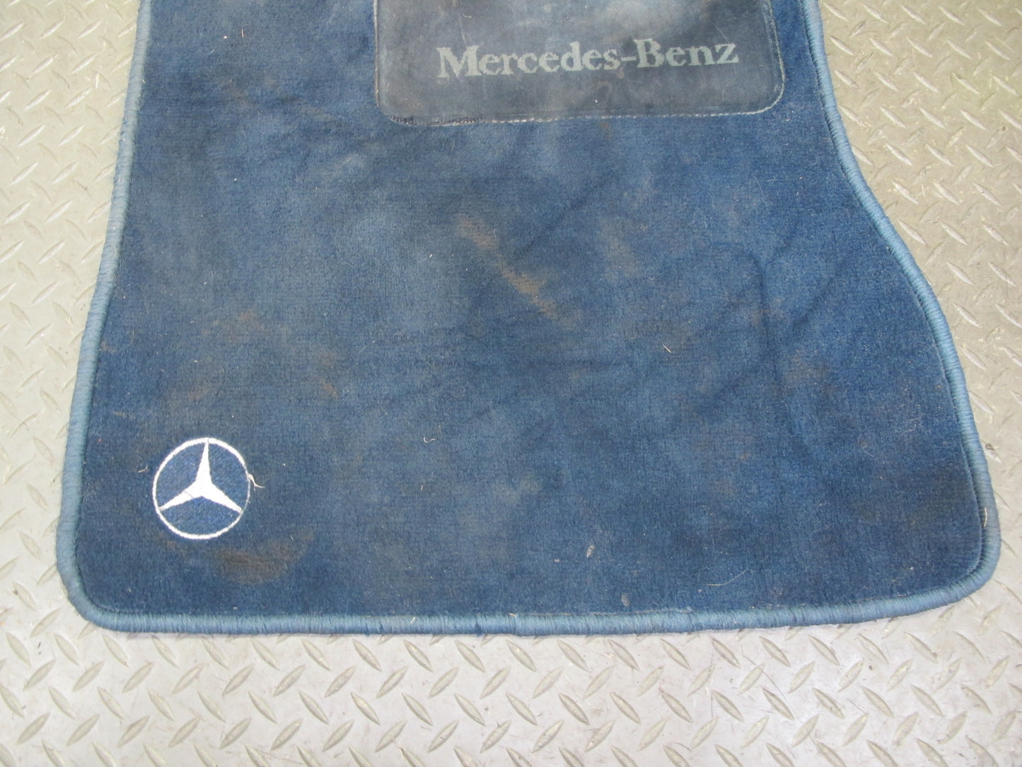 84-85 Mercedes W123 300D Sedan Front & Rear Carpet Floor MAT Cover Blue Set OEM