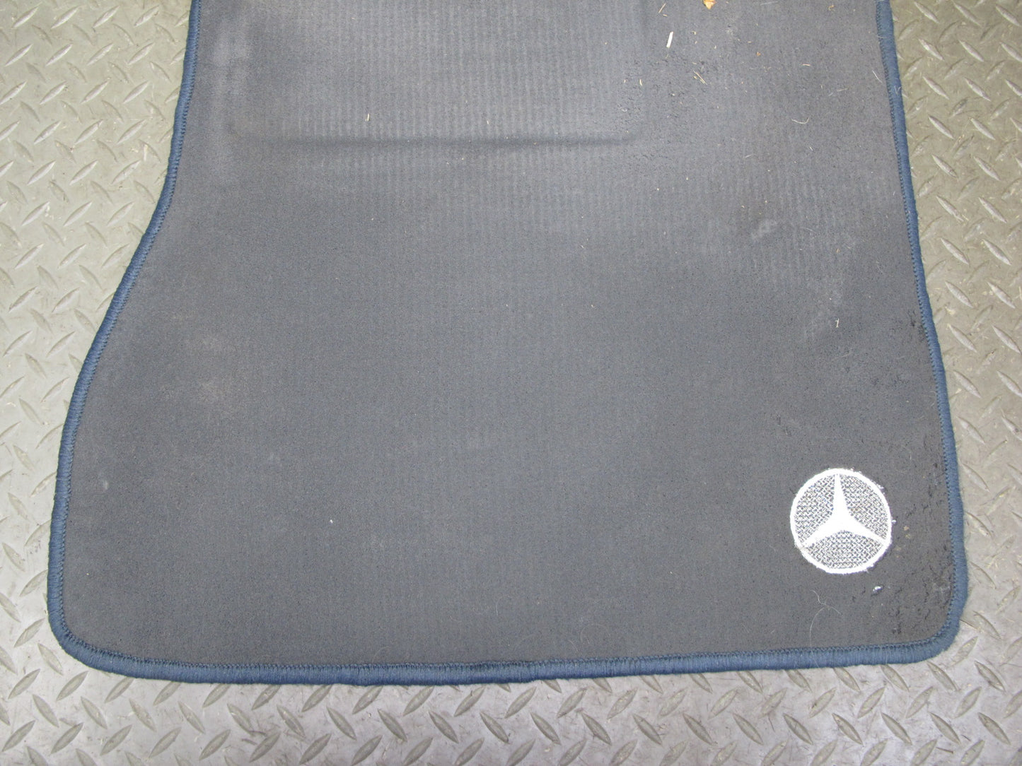 84-85 Mercedes W123 300D Sedan Front & Rear Carpet Floor MAT Cover Blue Set OEM