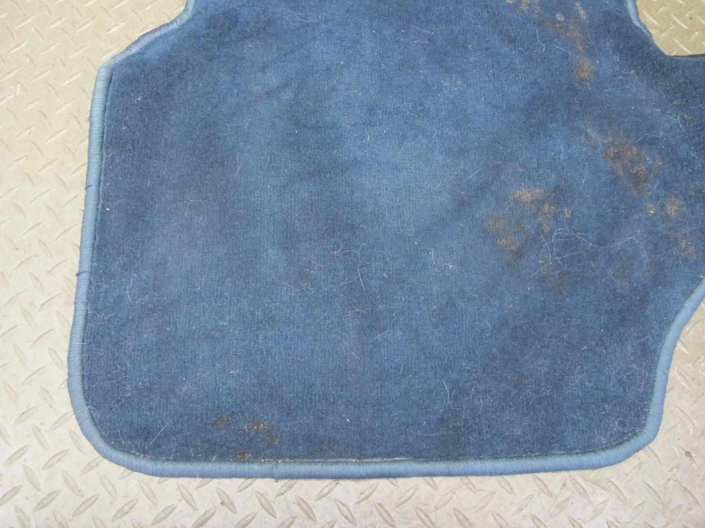 84-85 Mercedes W123 300D Sedan Front & Rear Carpet Floor MAT Cover Blue Set OEM