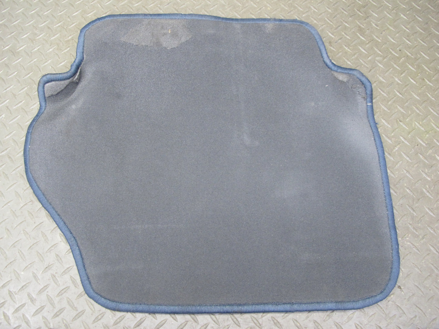 84-85 Mercedes W123 300D Sedan Front & Rear Carpet Floor MAT Cover Blue Set OEM