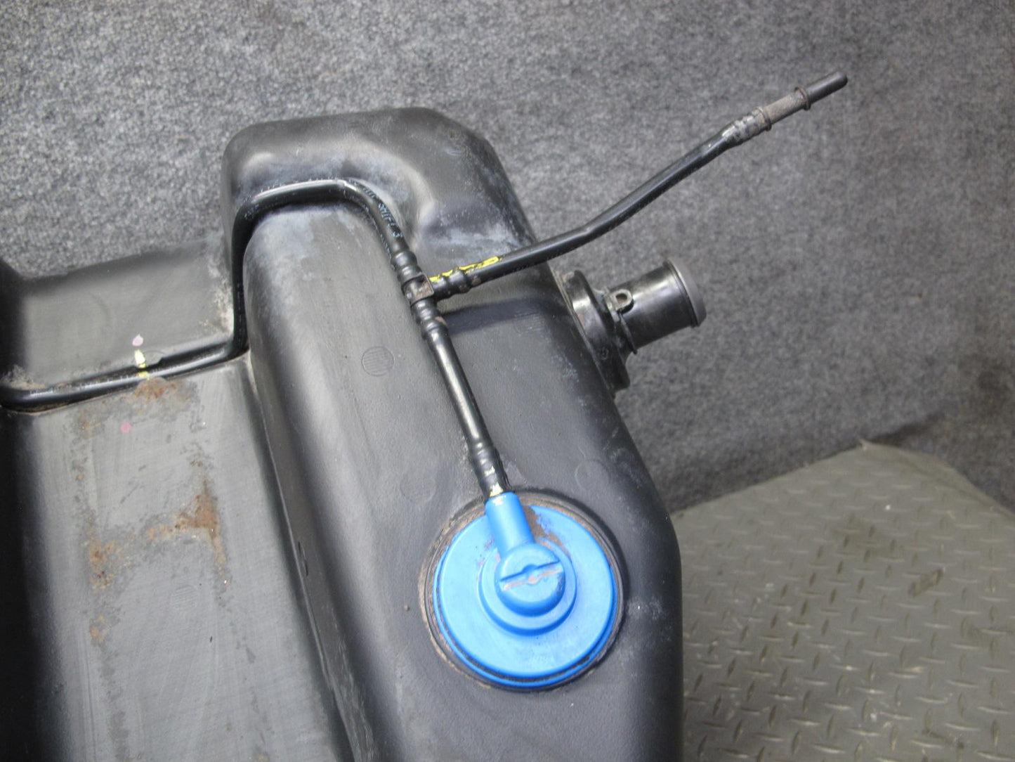 2008 Hummer H2 6.2L Gas Fuel Tank Unit