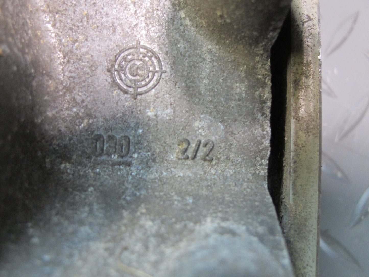 79-85 Mercedes W123 300D Front Left Halogen Headlight Lamp w Trim OEM