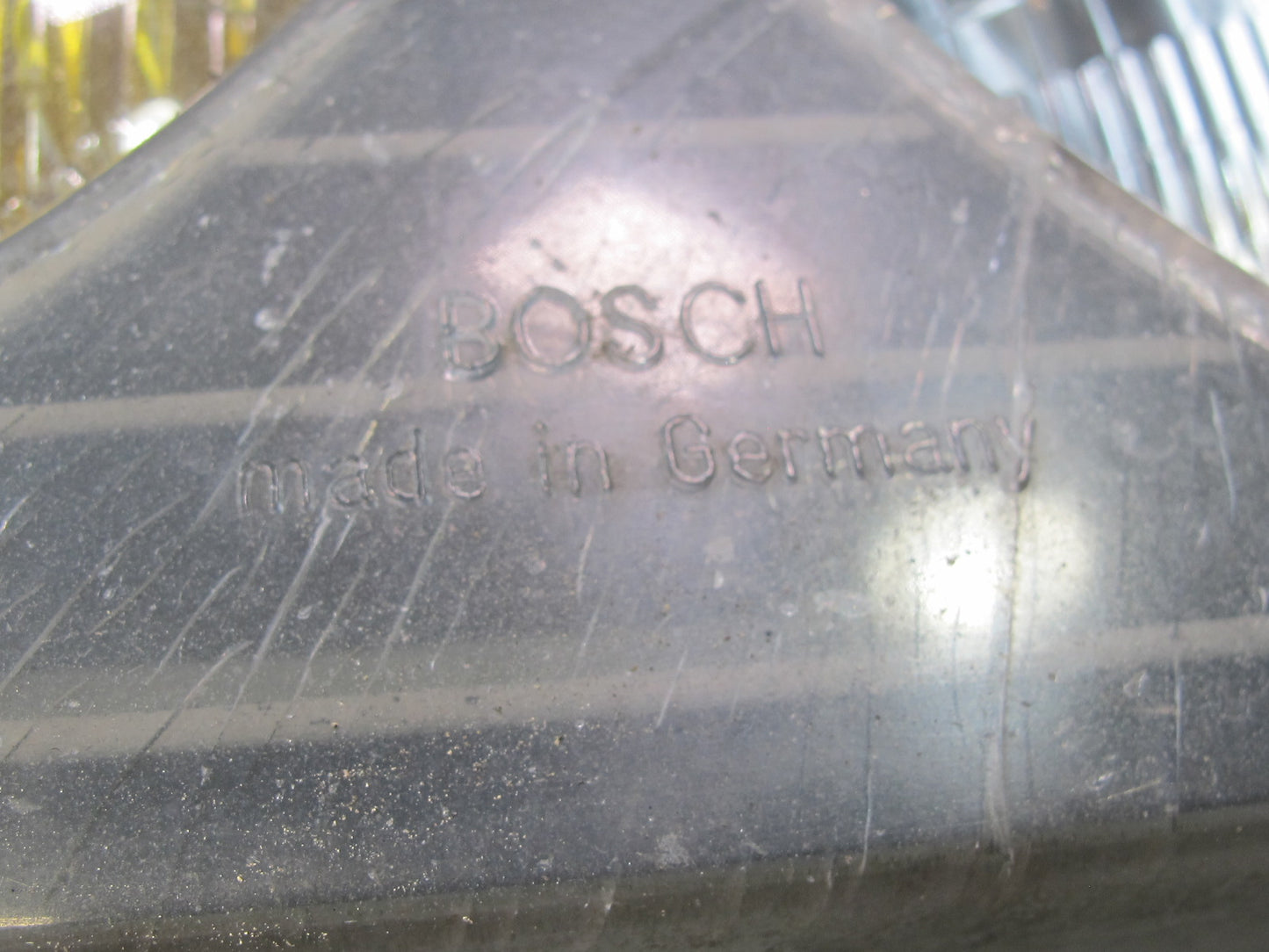 79-85 Mercedes W123 300D Front Left Halogen Headlight Lamp w Trim OEM