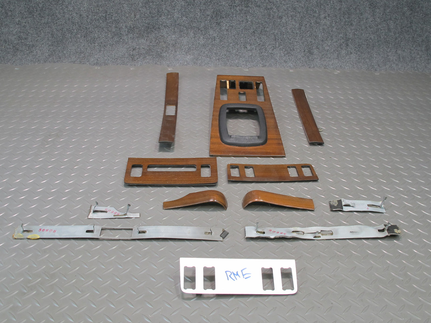 82-85 Mercedes W123 Sedan Center Console Dashboard Wood Bezel Trim Cover Set OEM