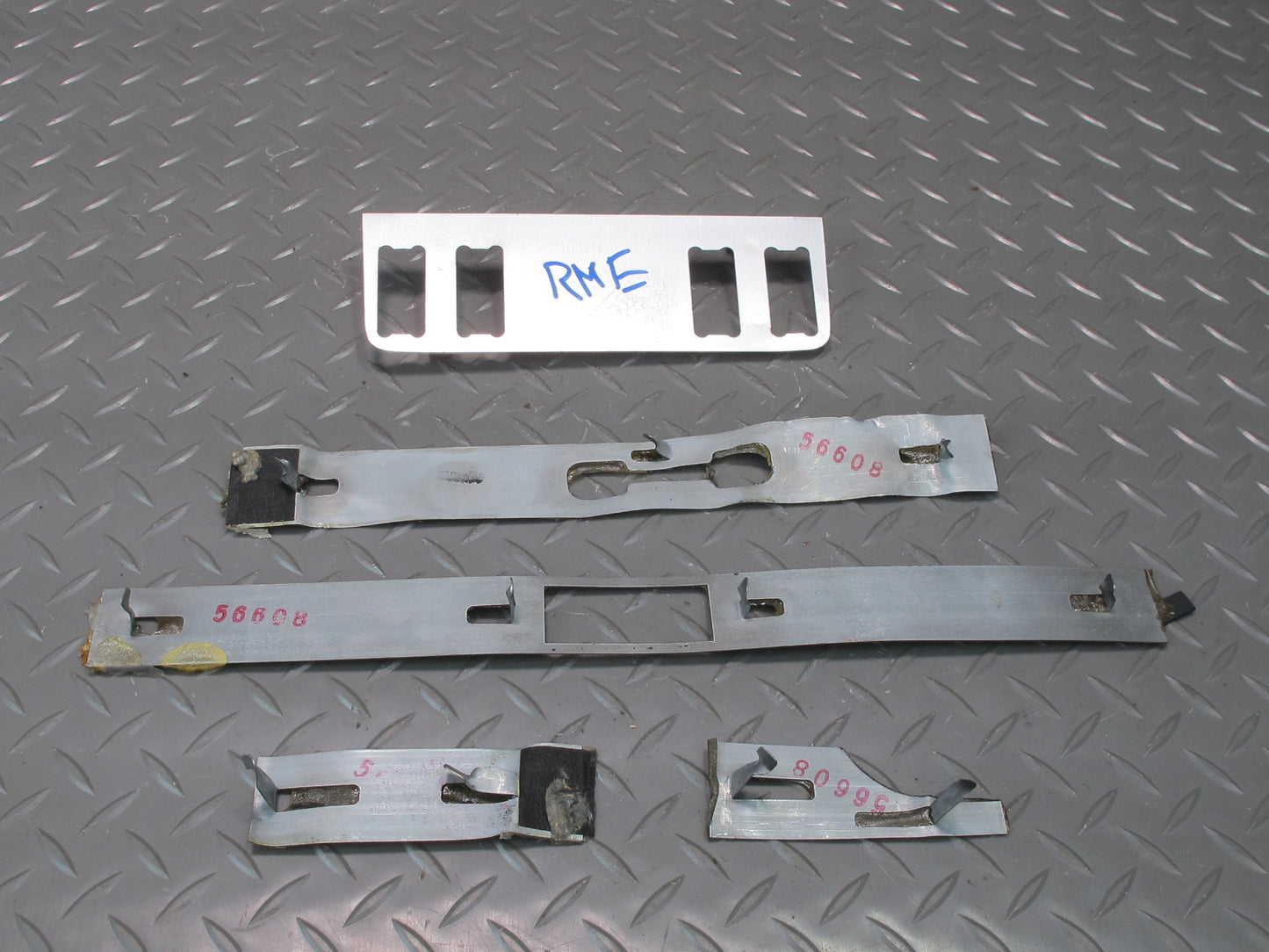 82-85 Mercedes W123 Sedan Center Console Dashboard Wood Bezel Trim Cover Set OEM