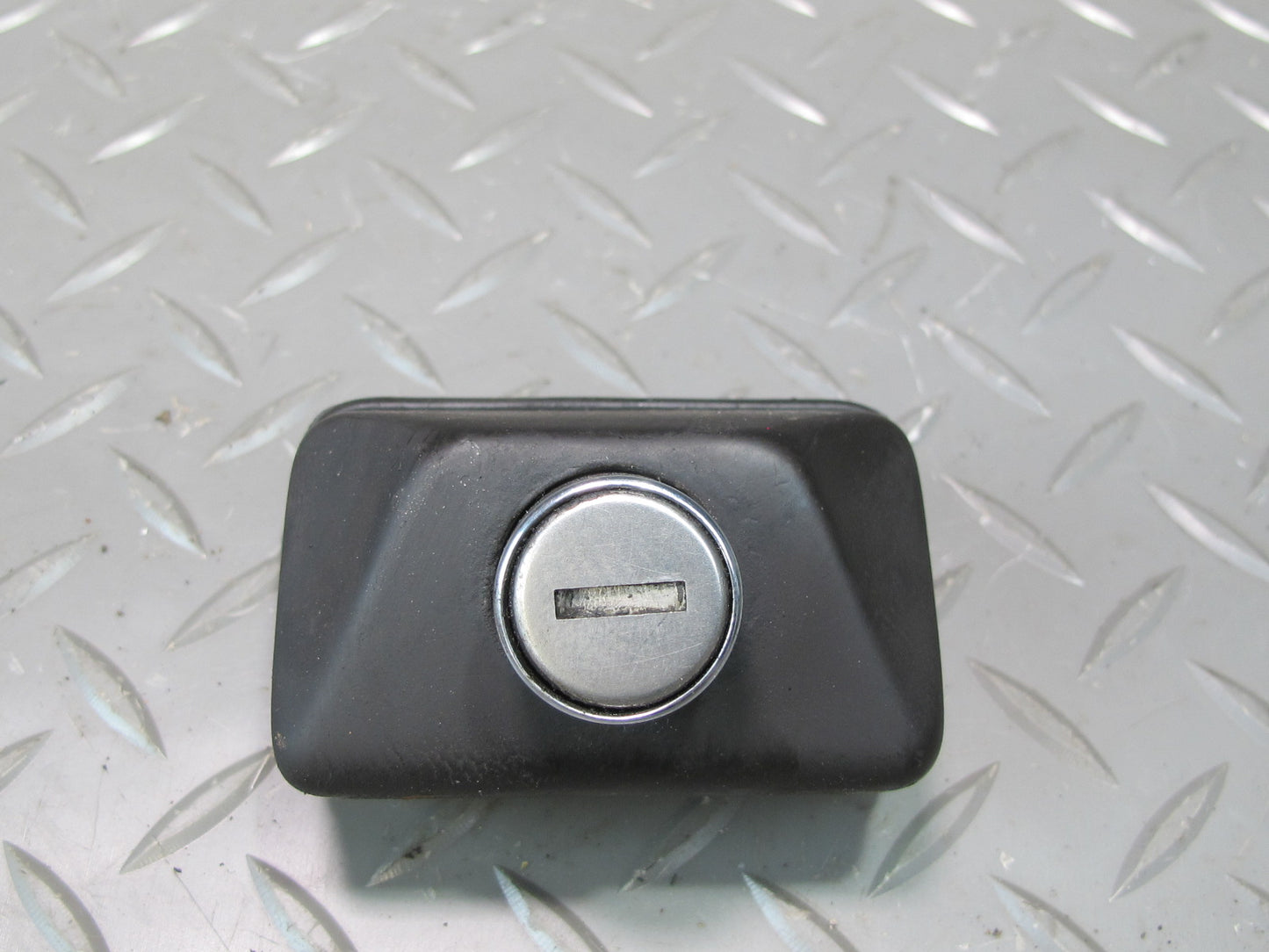 81-85 Mercedes W123 300D Ignition Switch Door Handle & Trunk Lock KEY Set OEM