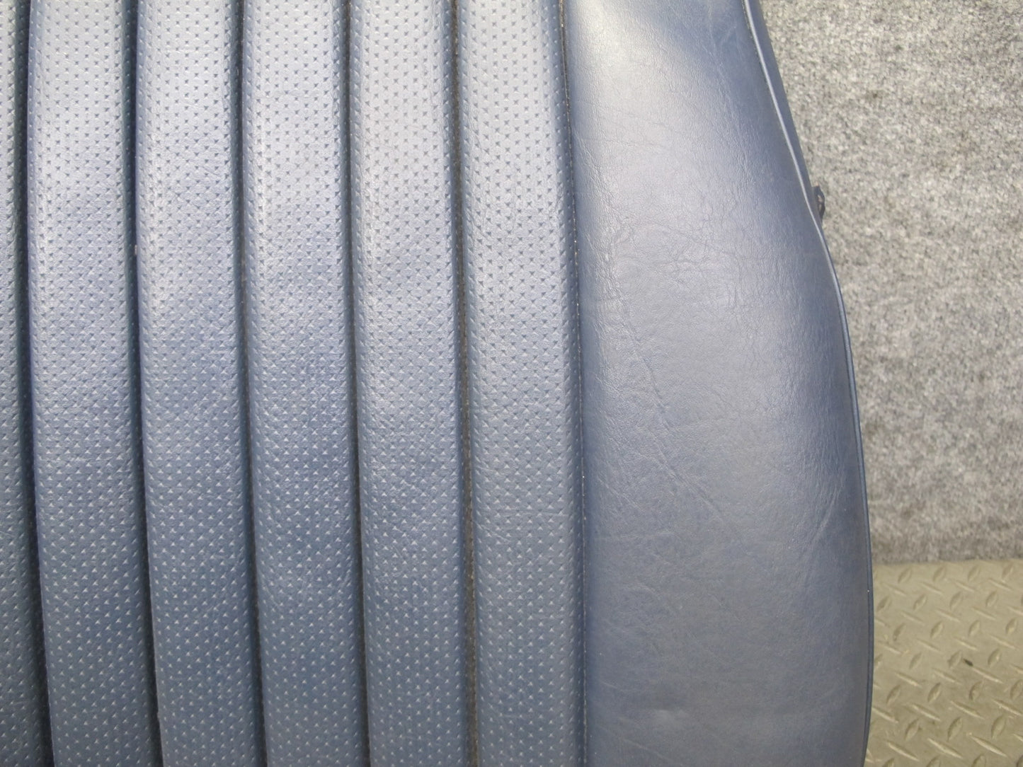 82-85 Mercedes W123 300D Front Righ Seat Lower Leather Cushion Blue OEM