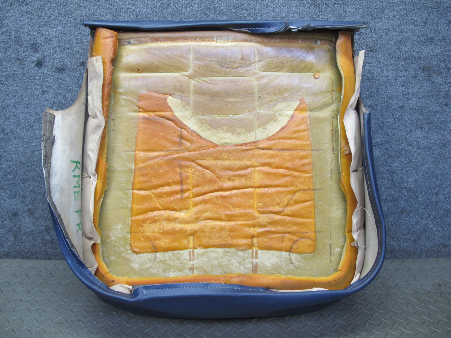 82-85 Mercedes W123 300D Front Righ Seat Lower Leather Cushion Blue OEM