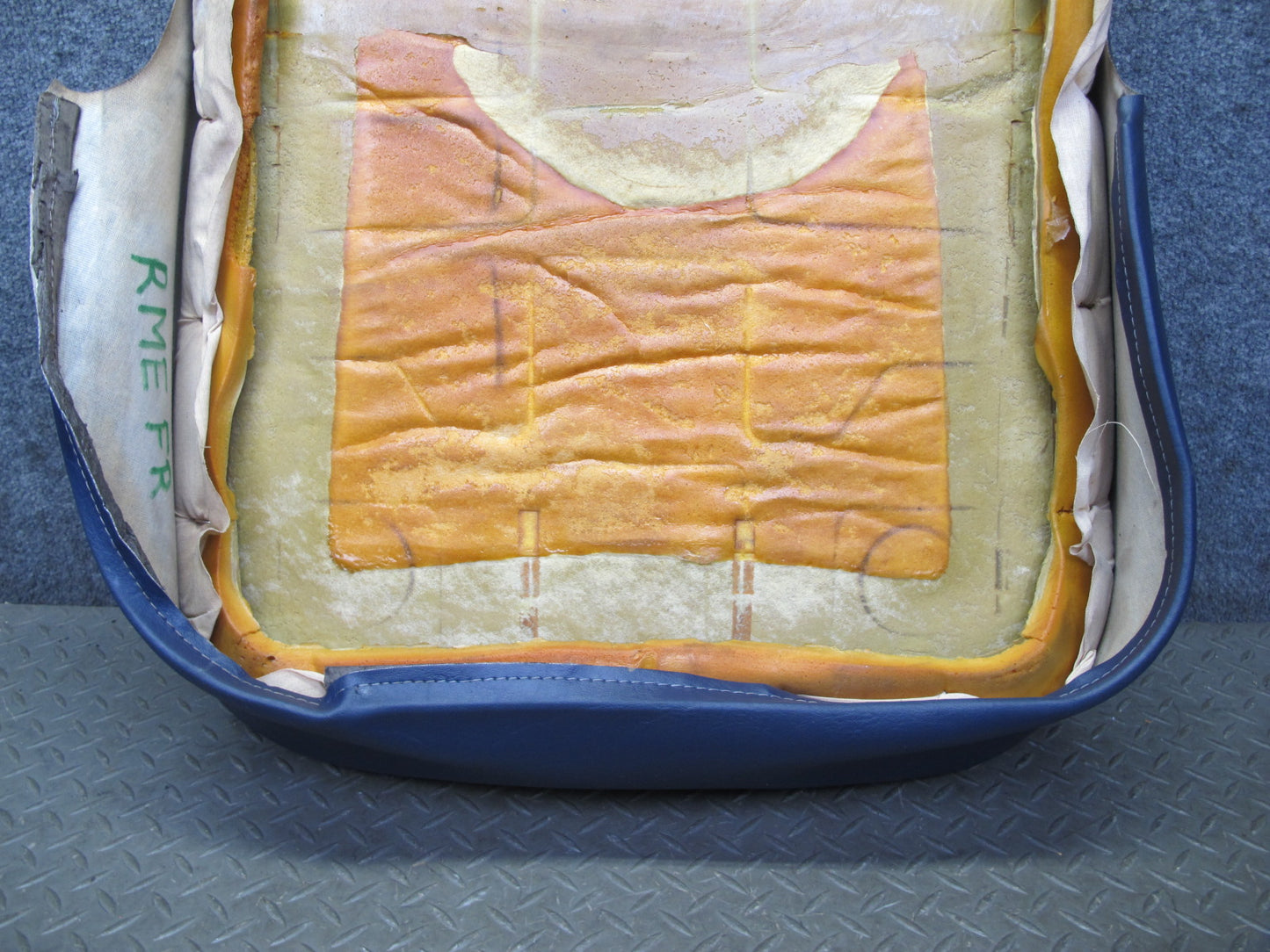 82-85 Mercedes W123 300D Front Righ Seat Lower Leather Cushion Blue OEM