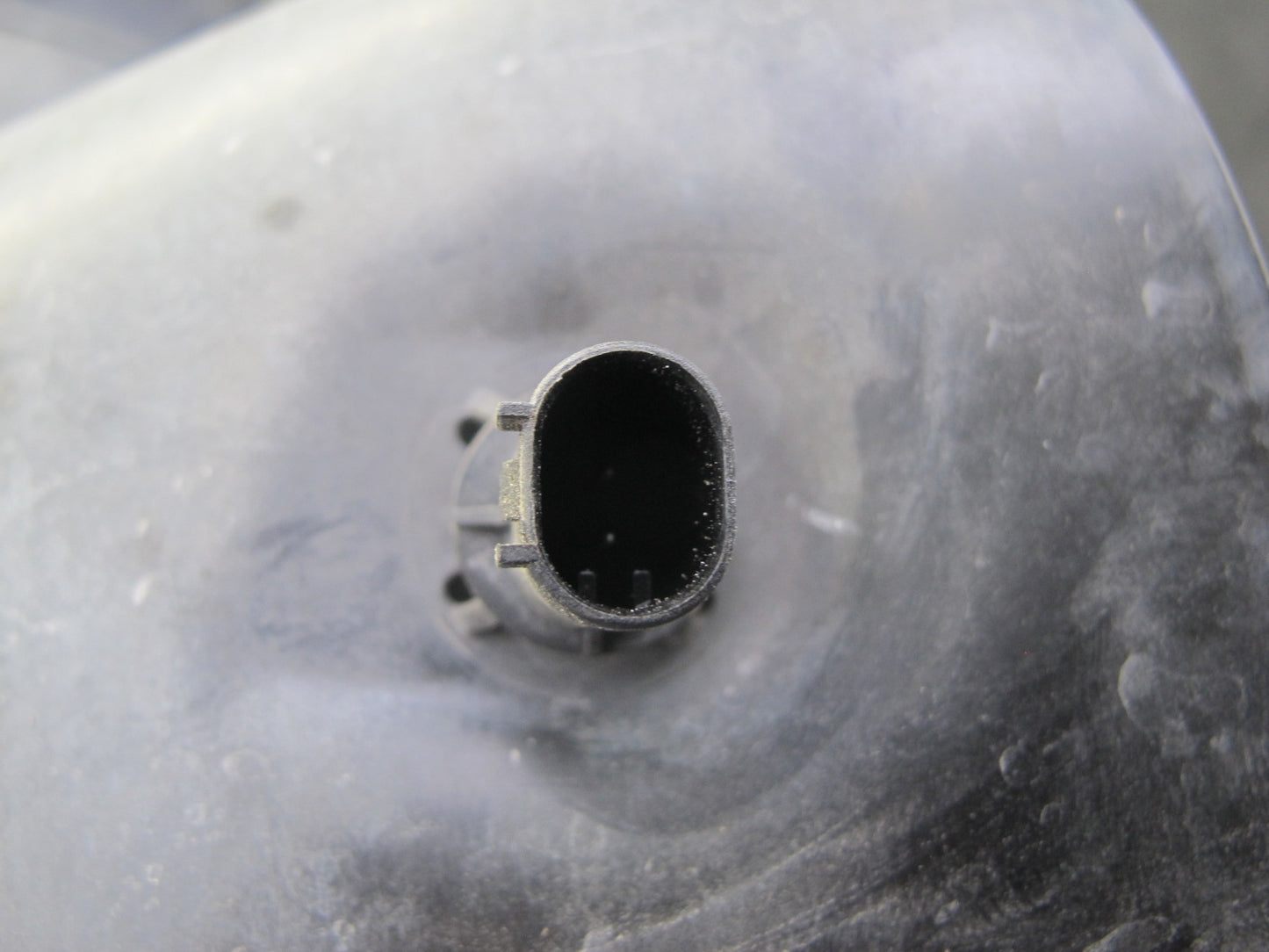 2011-2014 Porsche Cayenne S 958 Engine Radiator Plastic Air Intake Duct