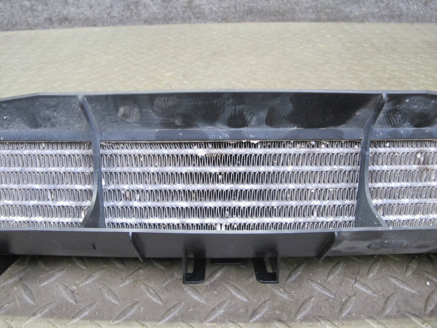 03-06 Mercedes R230 SL600 Engine Oil Cooler w Duct Shroud OEM