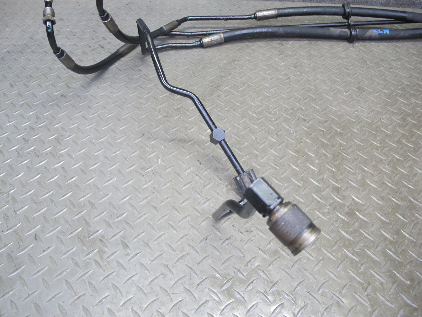 03-06 Mercedes R230 Sl-class ABC Hydraulic Suspension Hose Pipe Line OEM