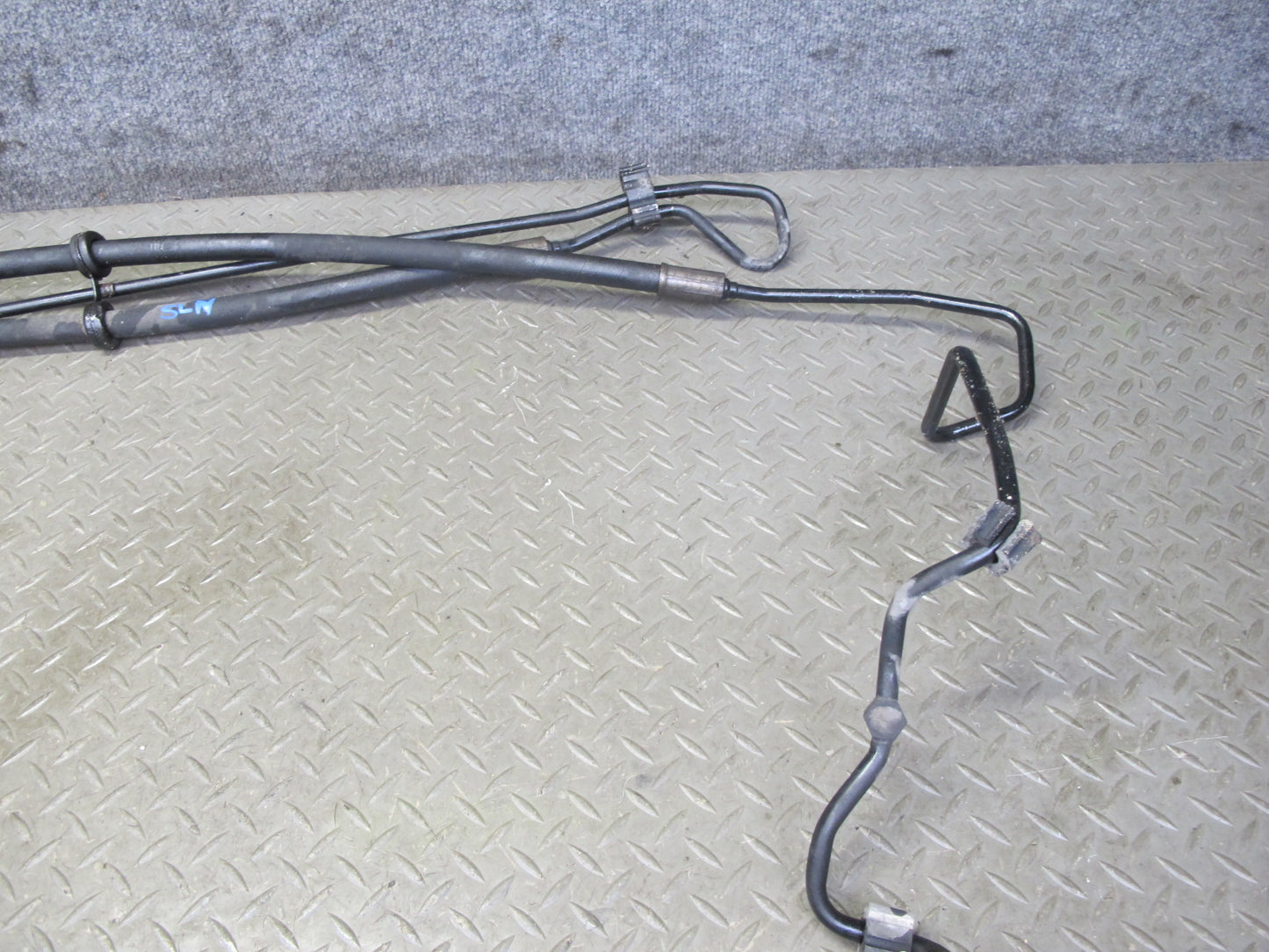 03-06 Mercedes R230 Sl-class ABC Hydraulic Suspension Hose Pipe Line OEM