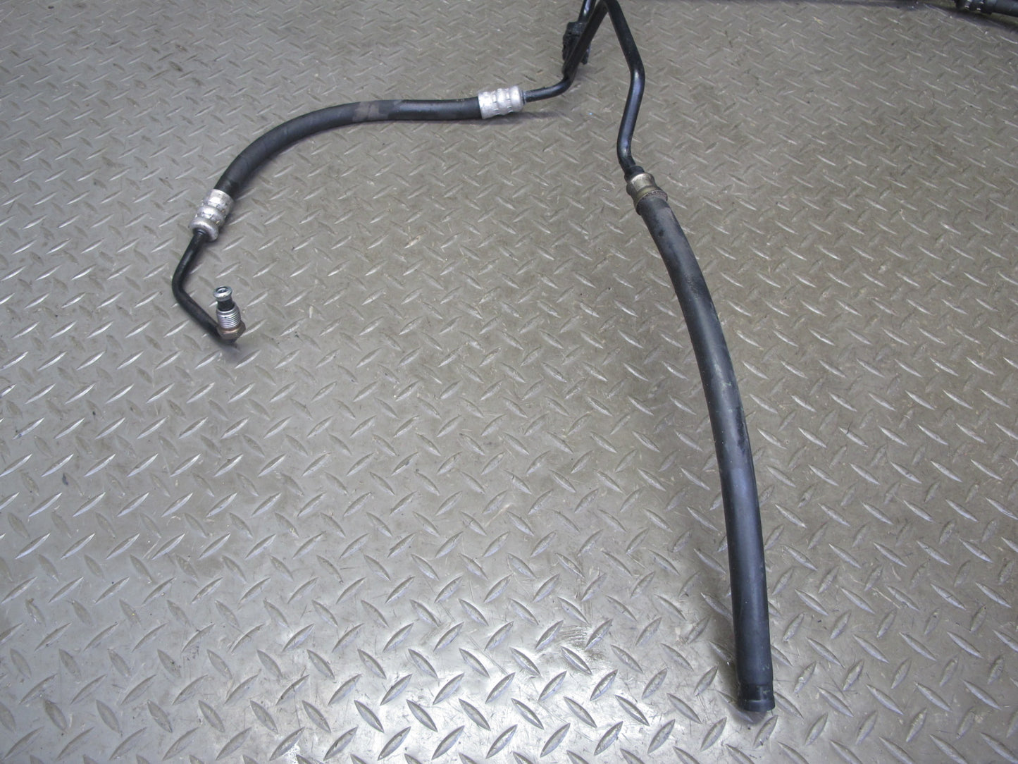 03-06 Mercedes R230 Sl-class ABC Hydraulic Suspension Hose Pipe Line OEM