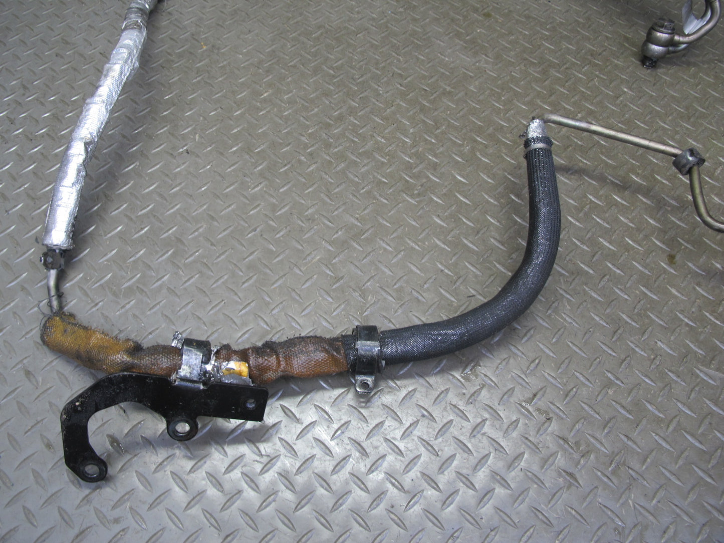 03-06 Mercedes R230 Sl-class ABC Hydraulic Suspension Hose Pipe Line OEM
