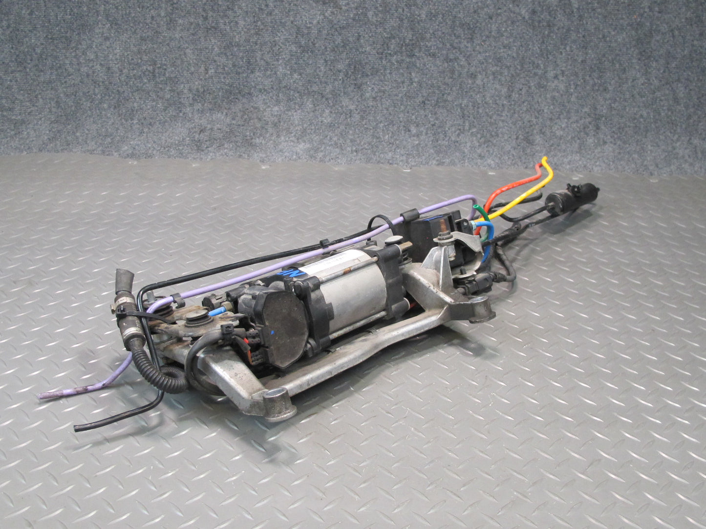 2011-2018 Porsche Cayenne 958 Air Suspension Compressor Pump Motor 7P0616006G