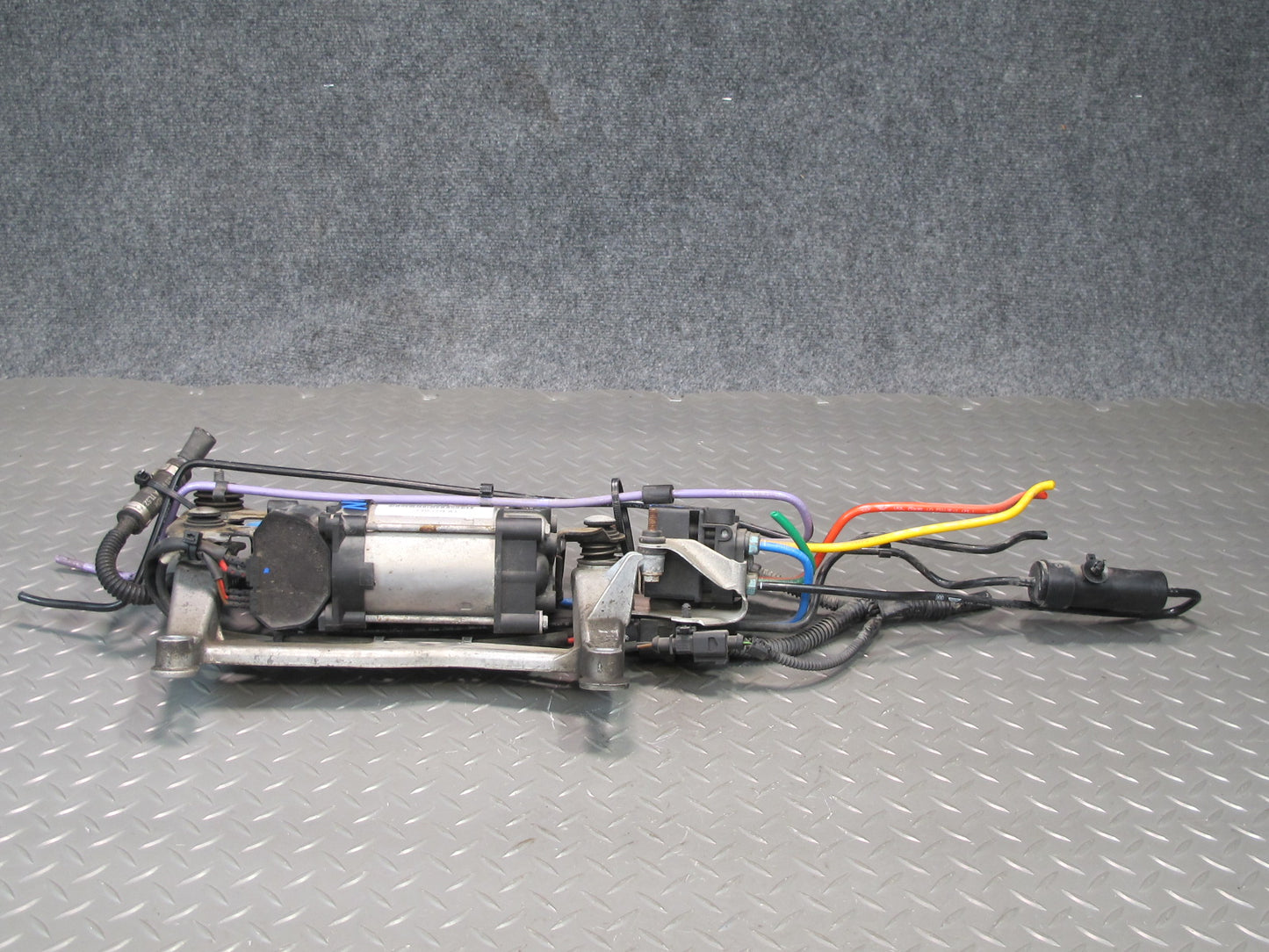 2011-2018 Porsche Cayenne 958 Air Suspension Compressor Pump Motor 7P0616006G