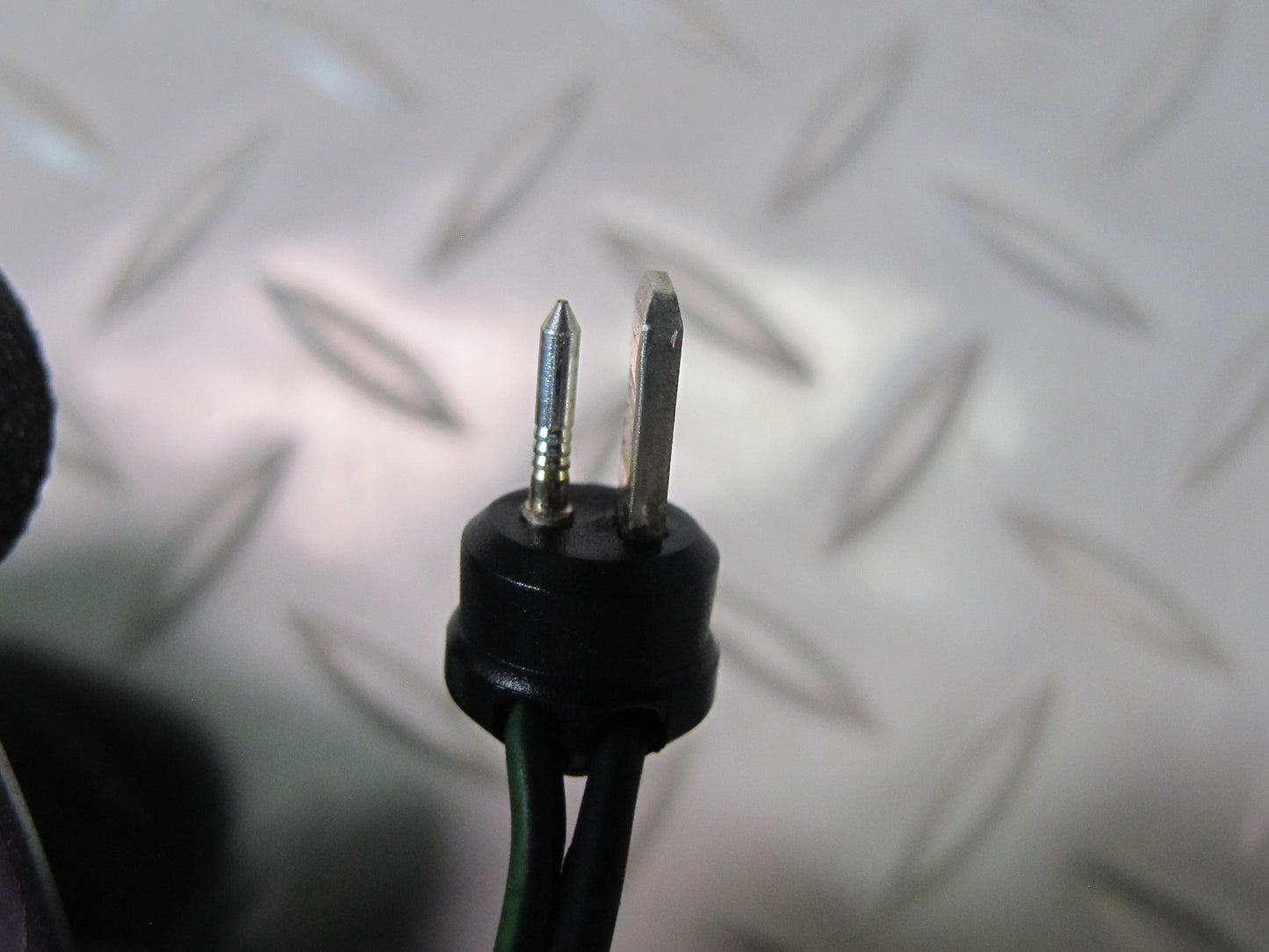 77-85 Mercedes W123 300D Set of 2 Sedan Rear Left & Right Deck Speaker OEM