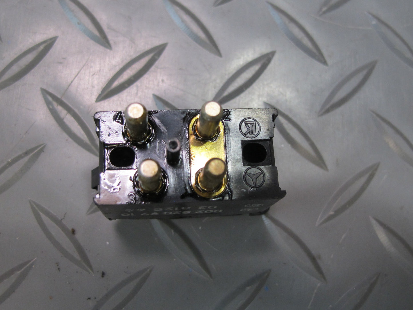 77-85 Mercedes 300D W123 Mirror Hazard Window Defrost Light ANT Switch Set OEM