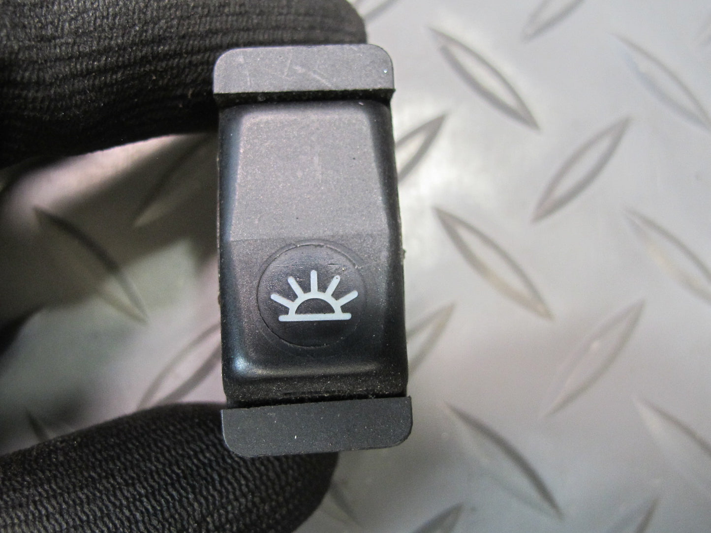 77-85 Mercedes 300D W123 Mirror Hazard Window Defrost Light ANT Switch Set OEM