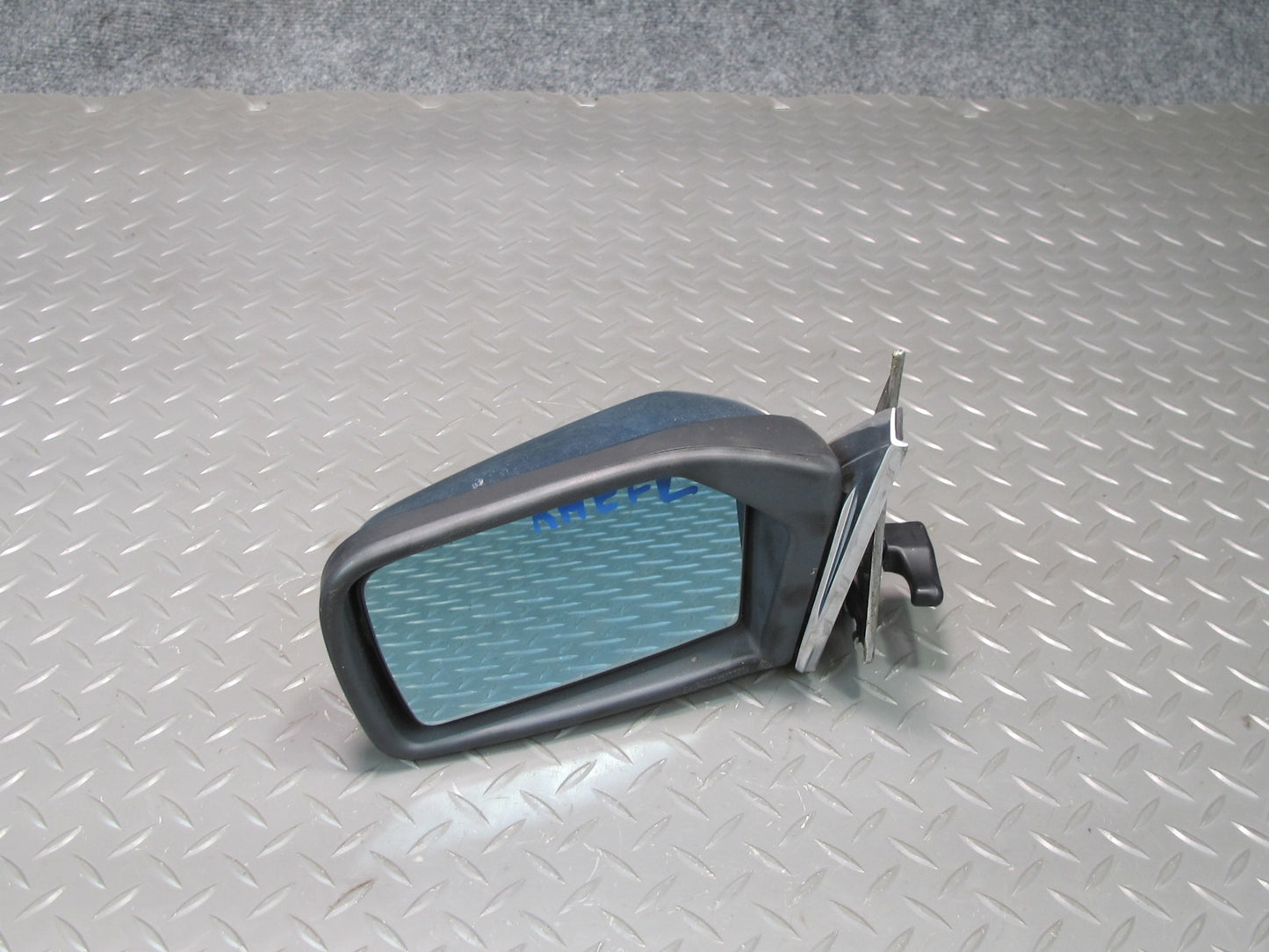 77-85 Mercedes W123 300D Front Left Door Exterior Side View Mirror OEM