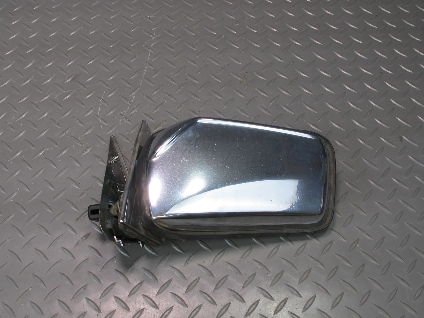 77-85 Mercedes W123 300D Front Left Door Exterior Side View Mirror OEM