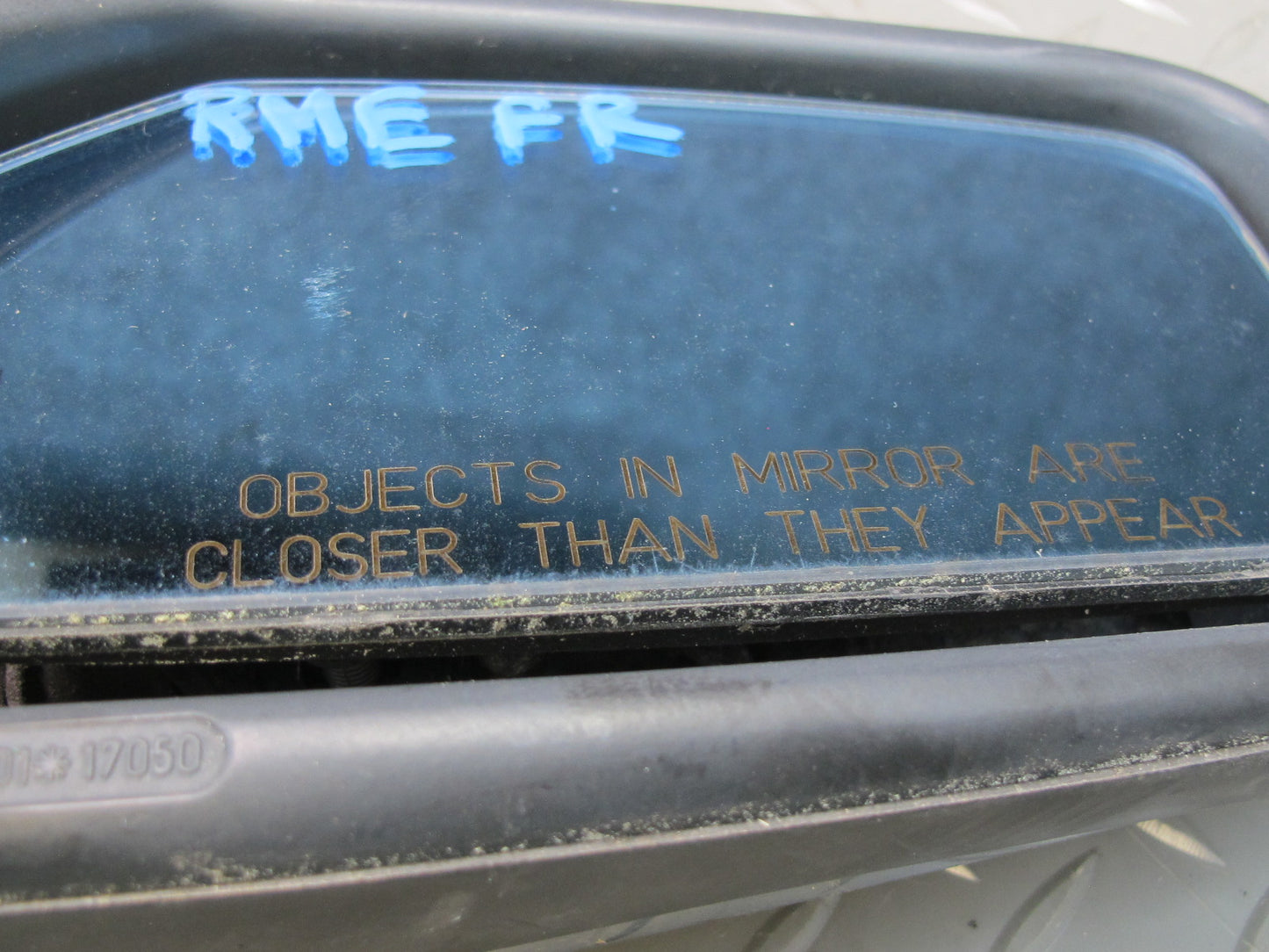 77-85 Mercedes W123 300D Front Right Door Exterior Side View Mirror OEM