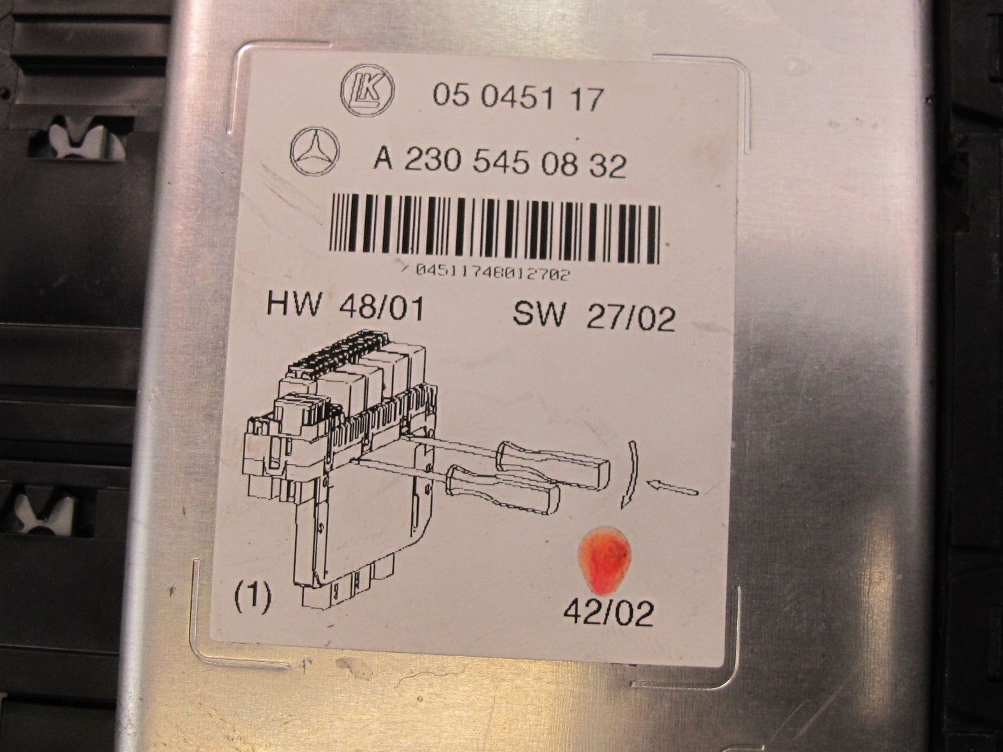 03-12 Mercedes R230 Sl-class Front Left SAM Fuse Relay Box Module 2305450832 OEM