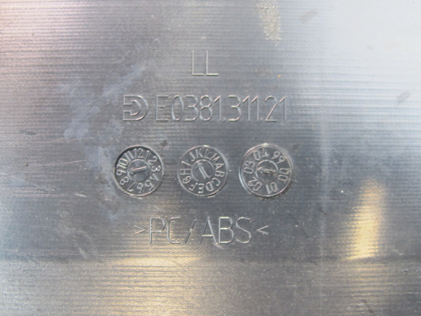 03-06 Mercedes R230 Sl-class Dash Glove Box Compartment Storage OEM