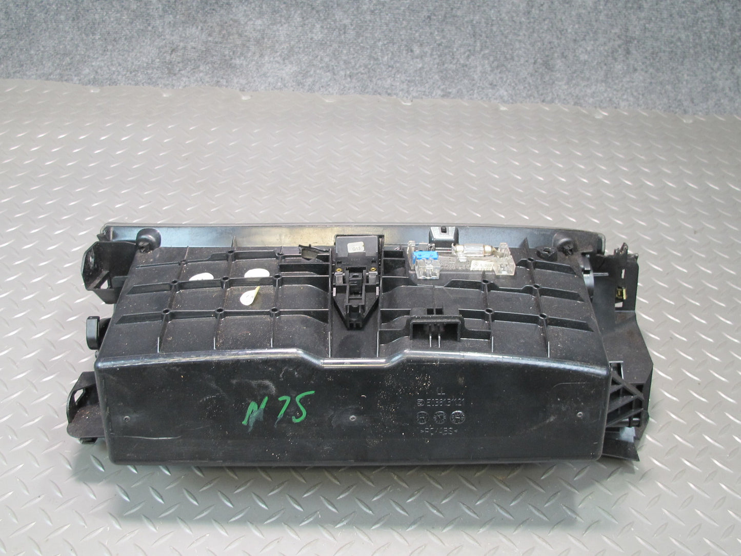 03-06 Mercedes R230 Sl-class Dash Glove Box Compartment Storage OEM