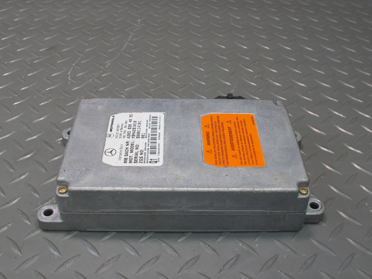 03-06 Mercedes R230 Sl-class Voice Command Control Module 2038204085 OEM