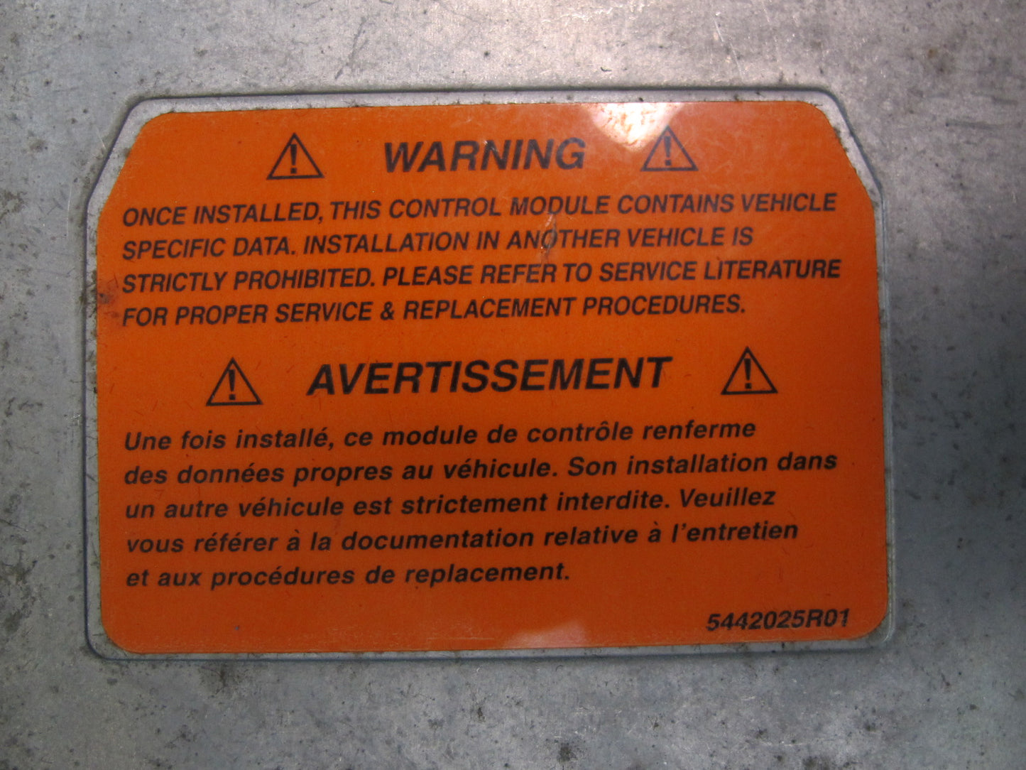 03-06 Mercedes R230 Sl-class Voice Command Control Module 2038204085 OEM