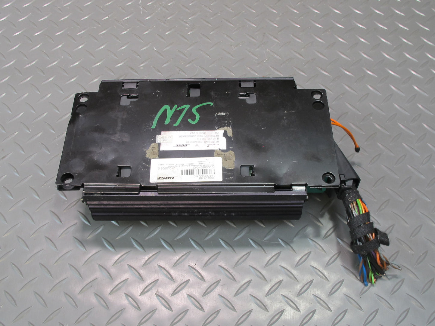 03-04 Mercedes R230 Sl-class Bose Audio Radio Amplifier AMP 2308200189 OEM