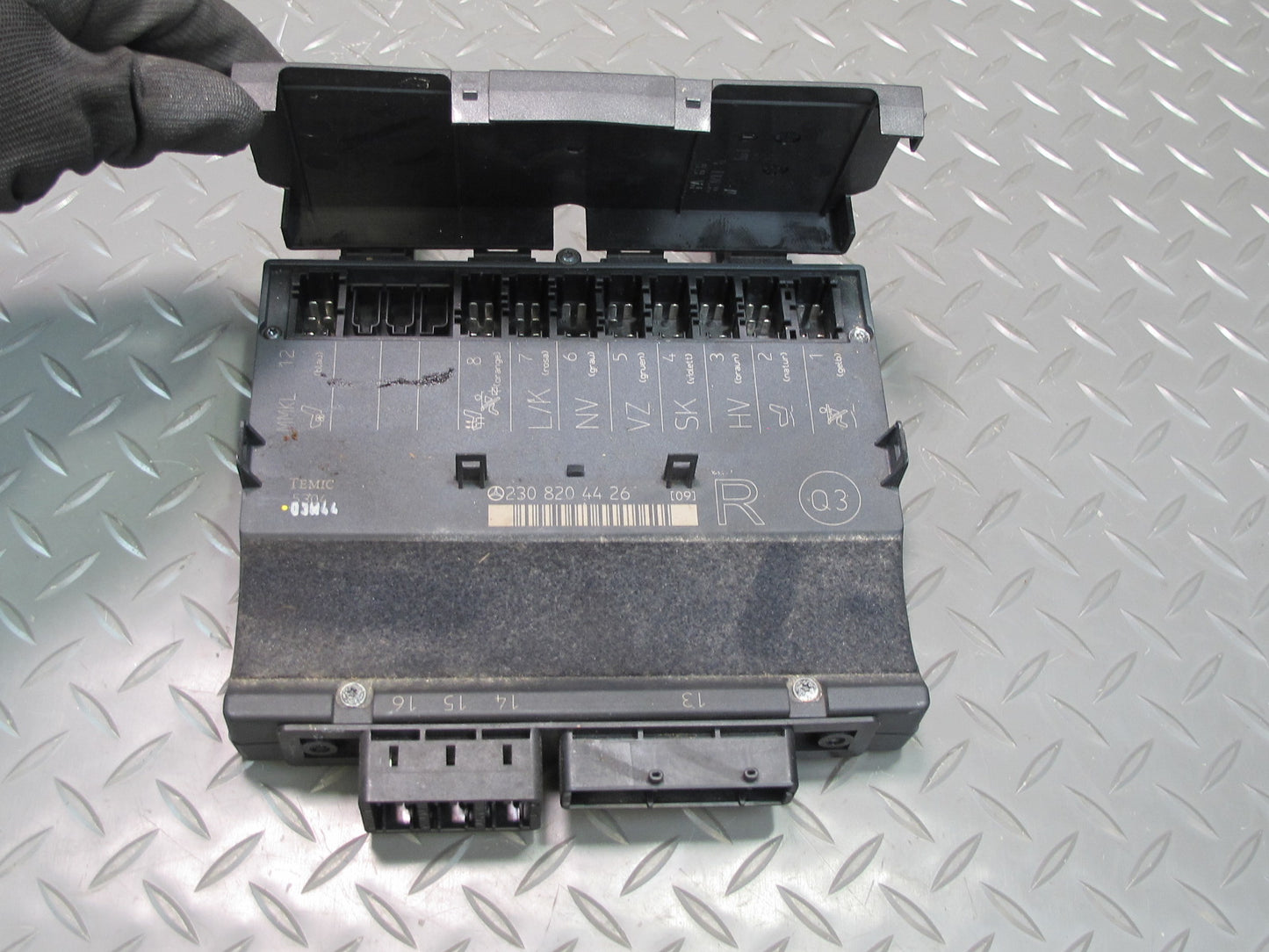 03-06 Mercedes R230 Sl-class Front Right Seat Control Module 2308204426 OEM